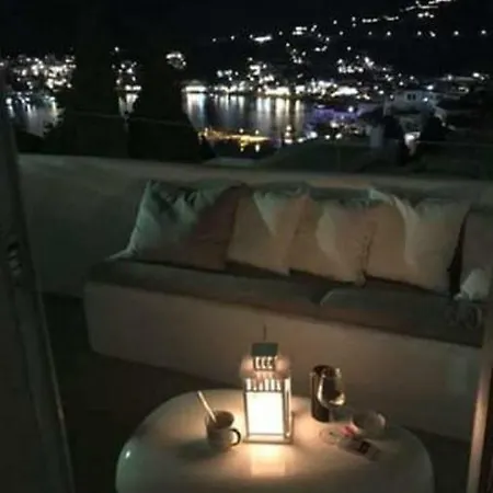 Villa Arion Batsi (Andros)